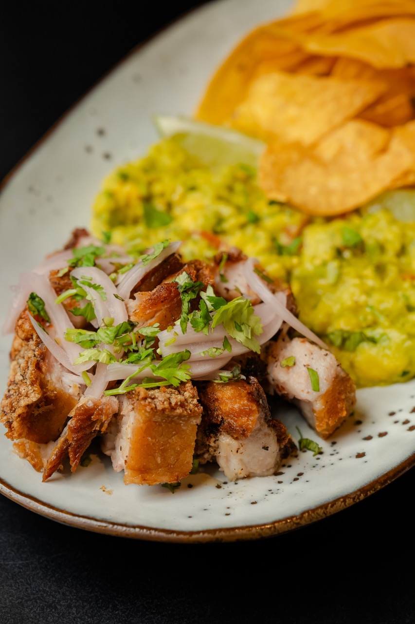 Guacamole con Chicharrón